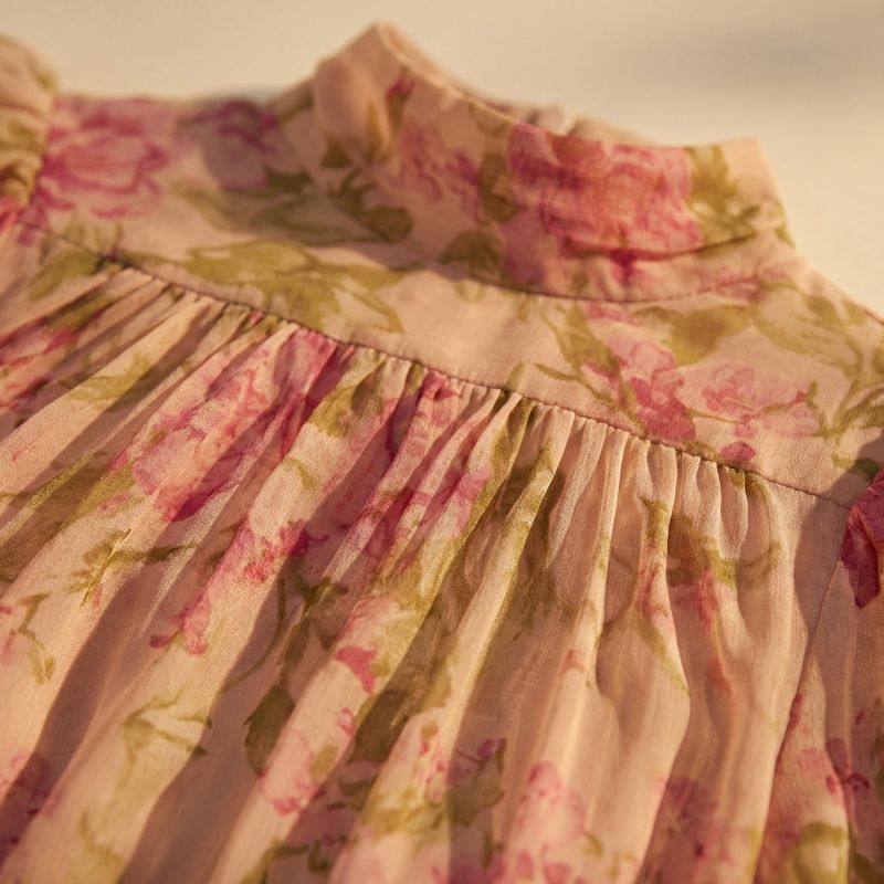 GIRNA | VESTIDO AJUSTADO CON VOLANTE