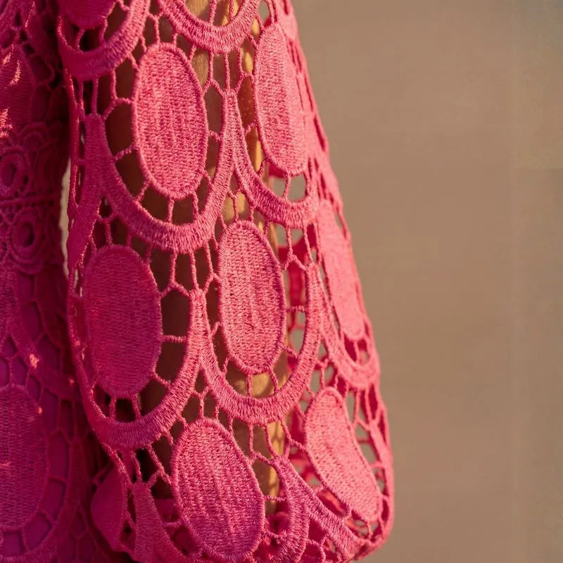 CARMONA | VESTIDO DE ENCAJE CON MANGAS