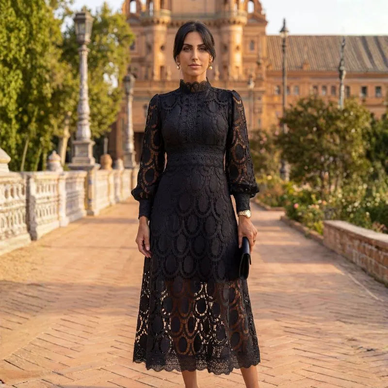 CARMONA | VESTIDO DE ENCAJE CON MANGAS