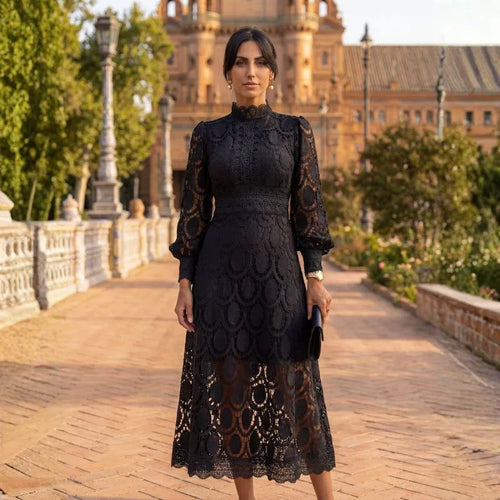 CARMONA | VESTIDO DE ENCAJE CON MANGAS