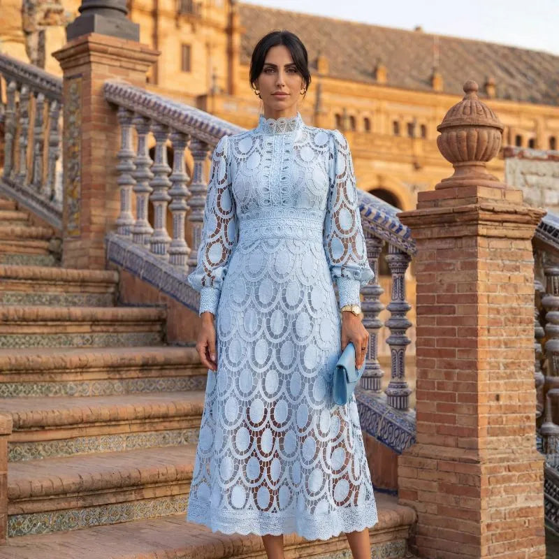 CARMONA | VESTIDO DE ENCAJE CON MANGAS